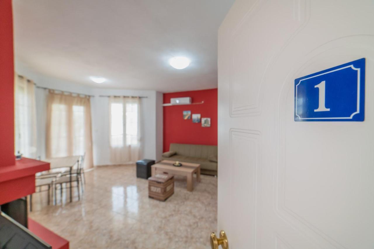 Family Resort 1 Офринио Экстерьер фото